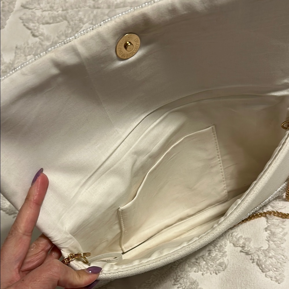 White Beaded 'Bride' Clutch - Picture 4 of 4